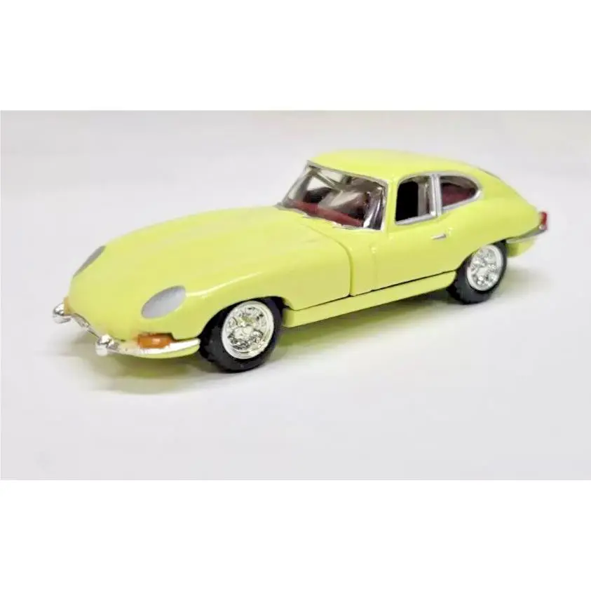 Hot Wheels 1966 Jaguar Xke / E-type Coupe Yellow Classic Sportscar Look