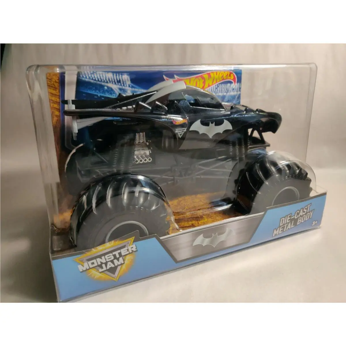 Hot Wheels Monster Jam Batman 2 Time Racing Champion CosBman1012