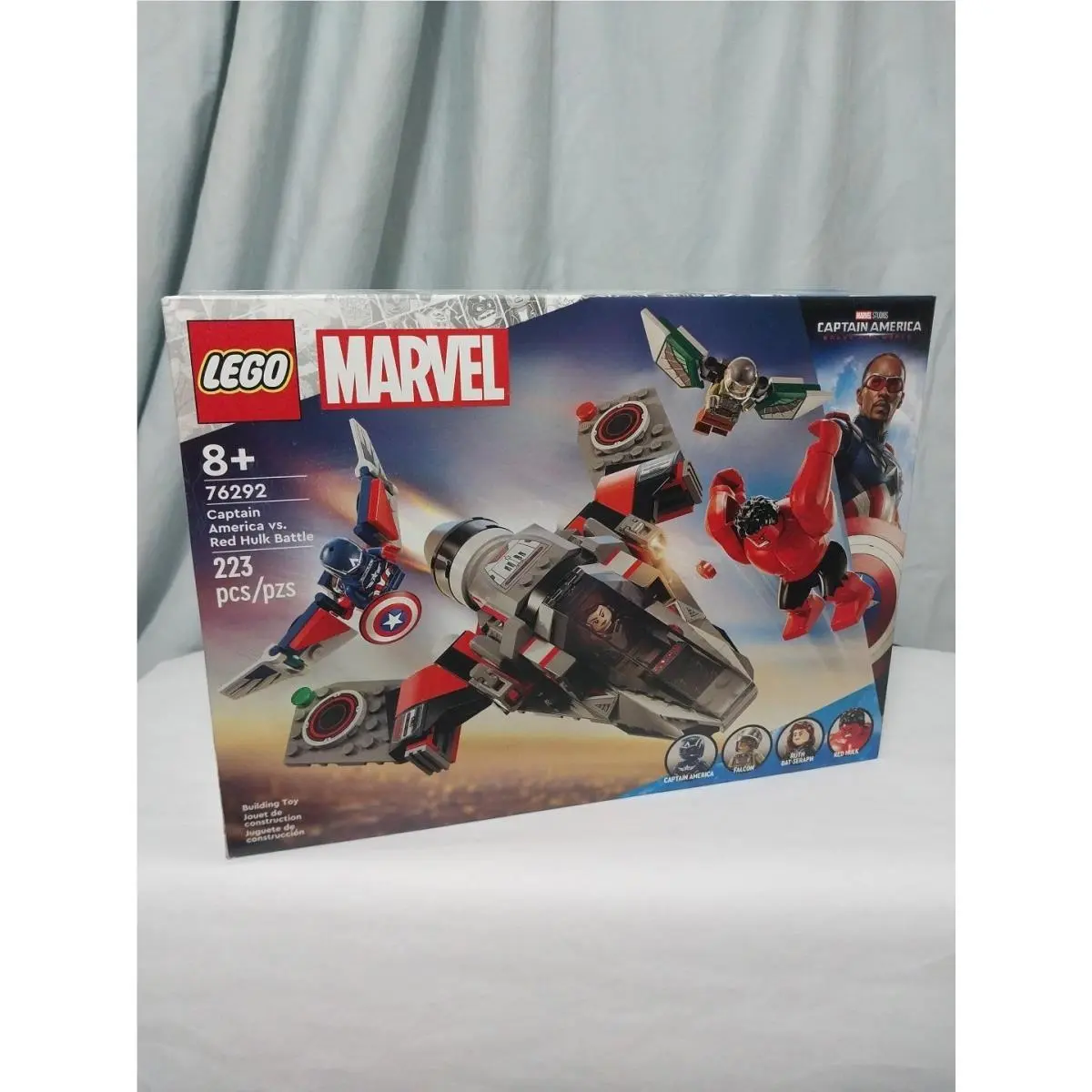 Lego Super Heroes: Captain America Vs. Red Hulk Battle 76292