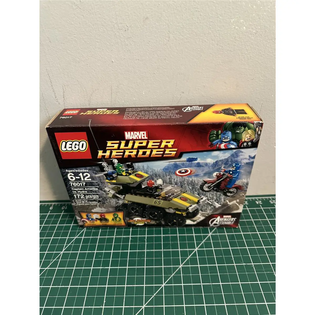 Lego 76017 Super Heroes Marvel Avengers Capt America vs Hydra Set 1