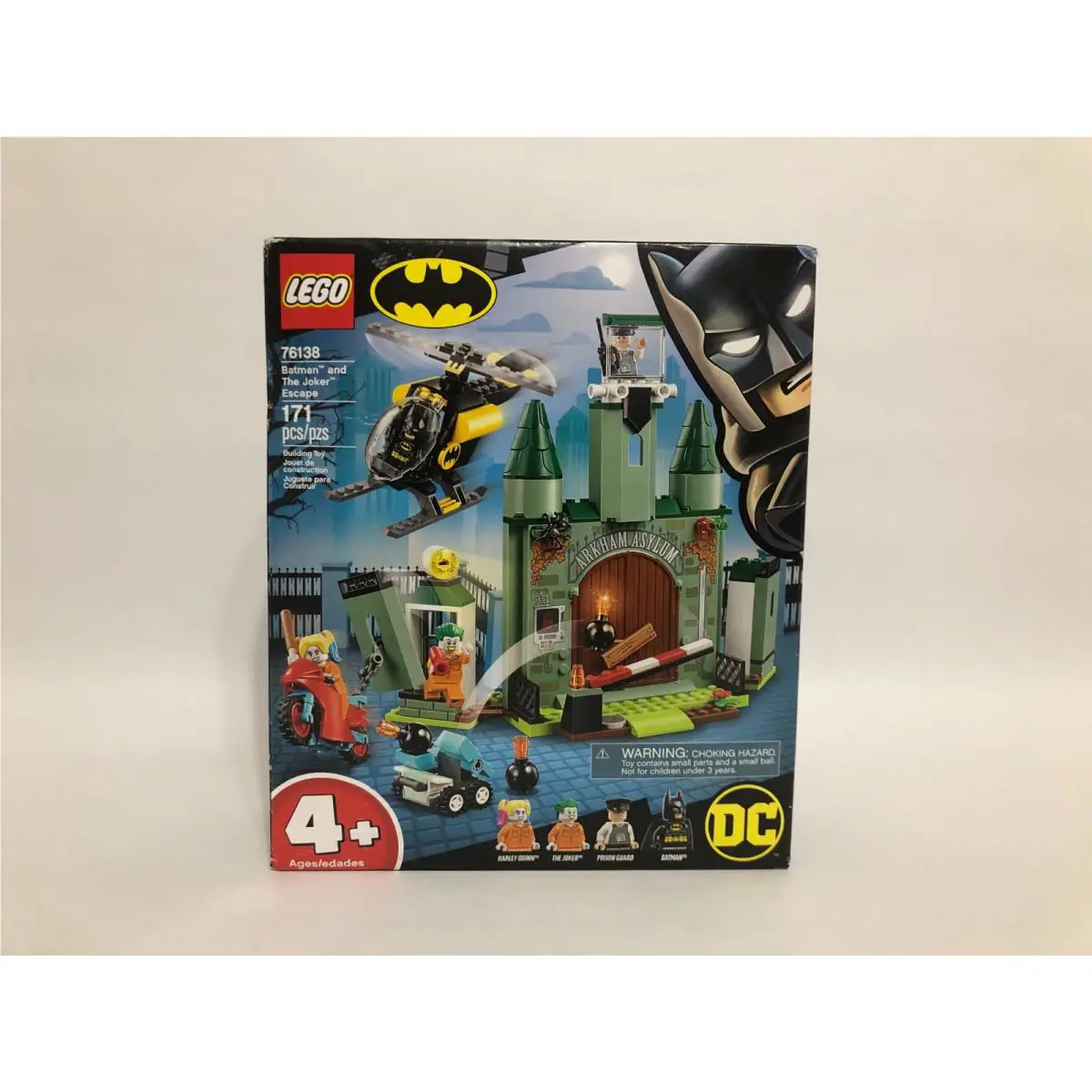 Lego DC Super Heroes 76138 Batman and The Joker Escape - - Shelf Wear