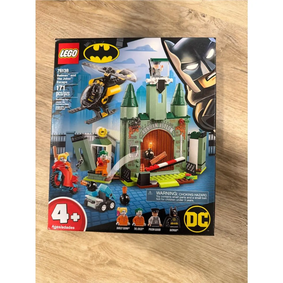 Lego Super Heroes: Batman and The Joker Escape 76138 Retired