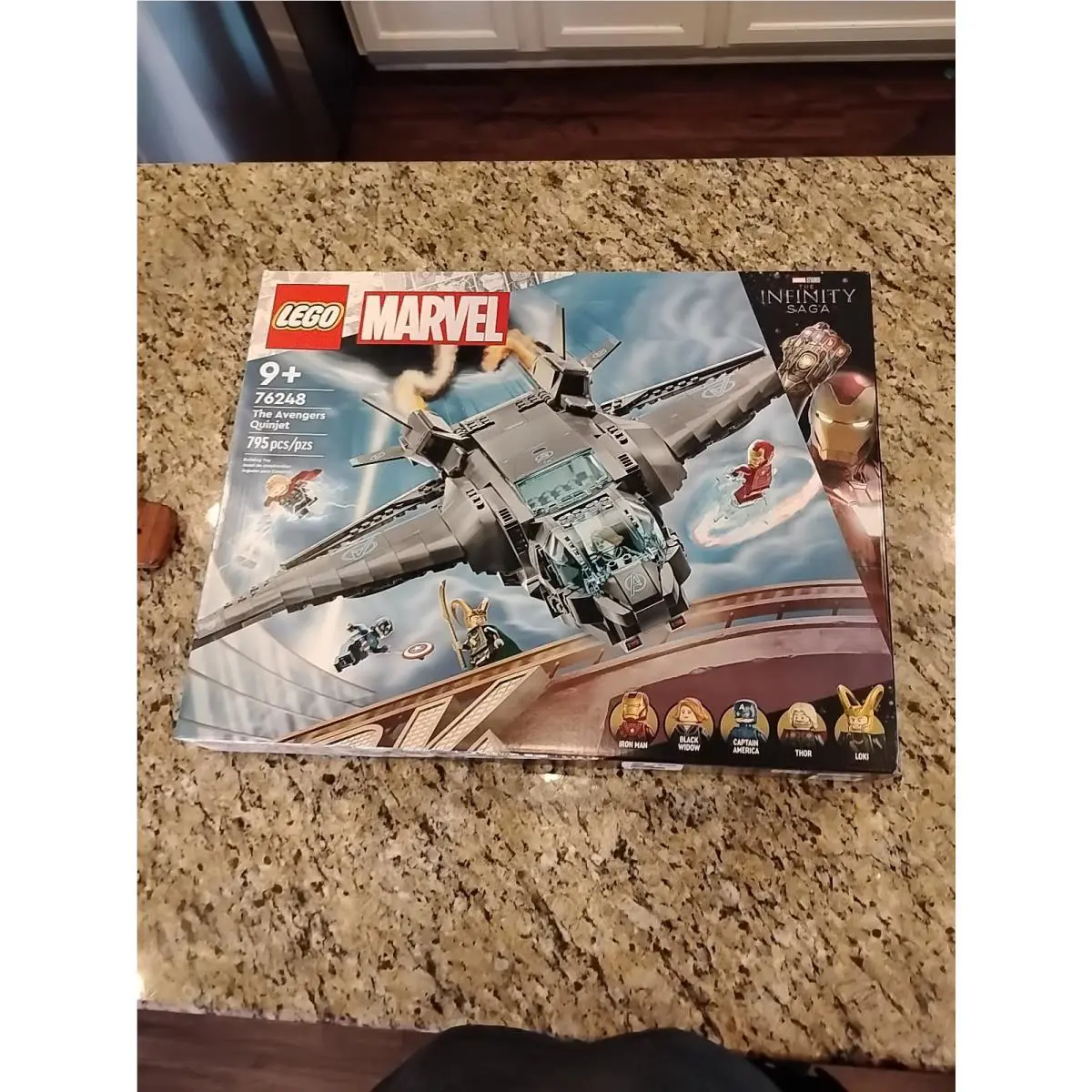 Lego Super Heroes: The Avengers Quinjet 76248