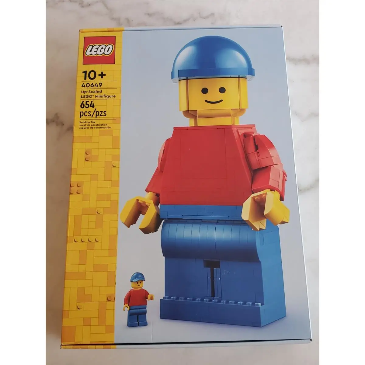 Lego 40649 Up-scaled Minifigure Building Set Rotating Head 654 Pcs 10+ Nip