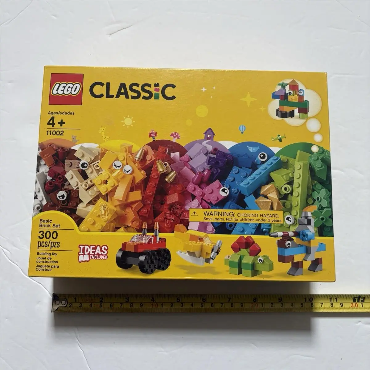 Lego 11002 Basic Brick Set Classic Minifigure Retired