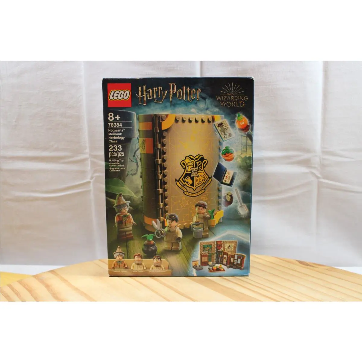 76384 Lego Harry Potter Hogwarts Moment Herbology Class Retired