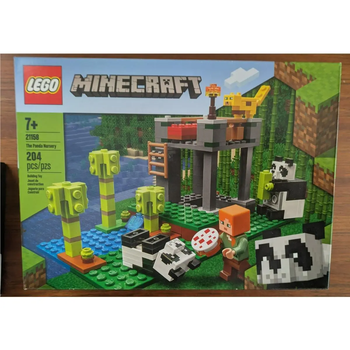 Lego Minecraft The Panda Nursery 21158 204 Pcs Set Retired