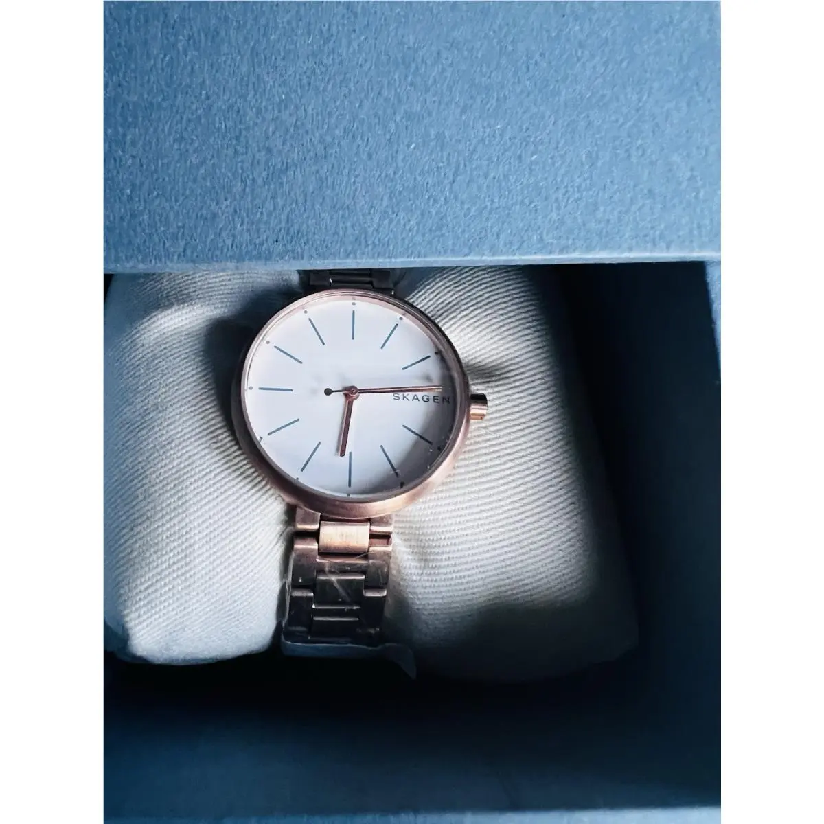Skagen SKW2619 Women`s Signatur White Dial Rose Gold-tone Bracelet Watch