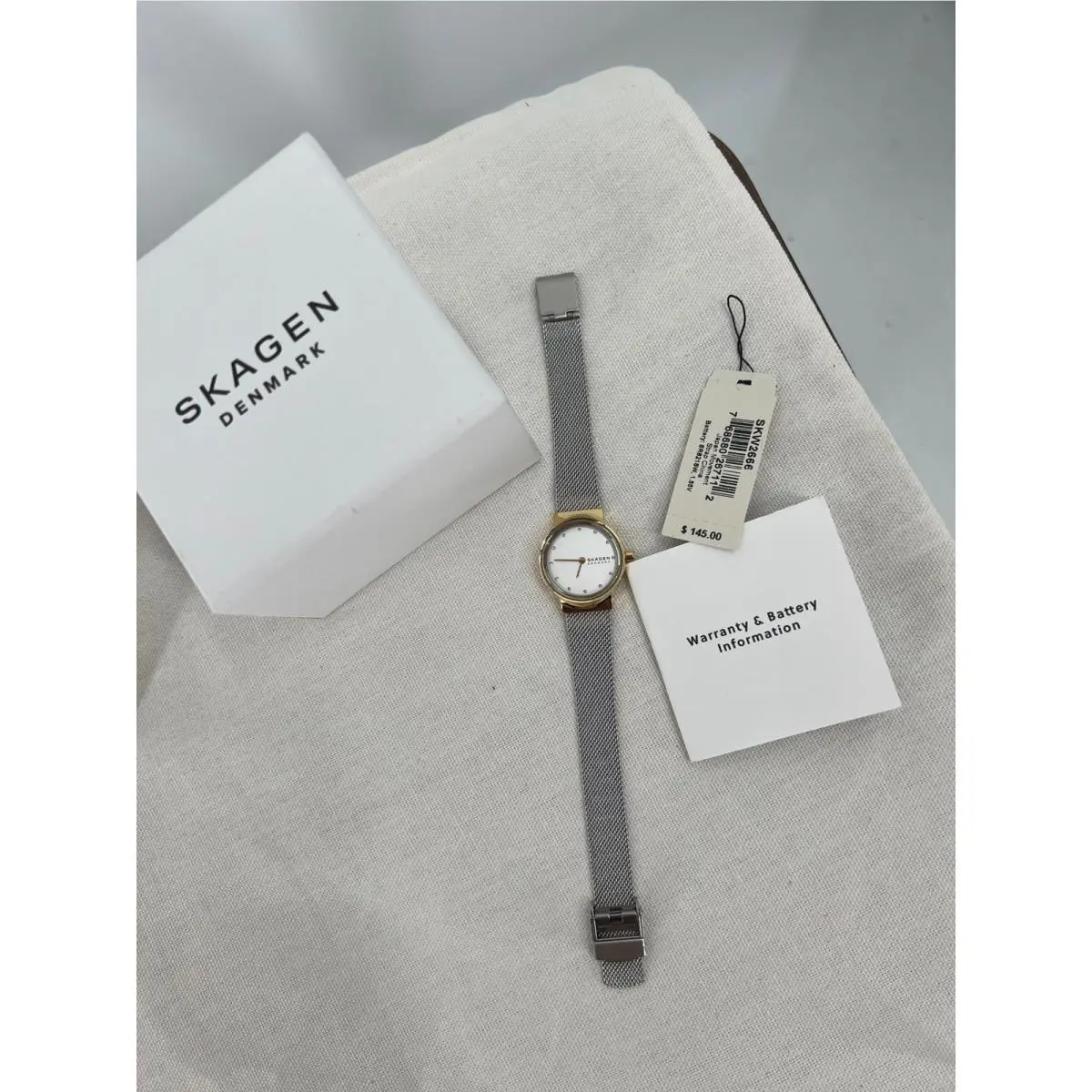 Skagen Freja Lille Women`s Watch – Two-tone Gold Silver Mesh SKW2666 – - Dial: White, Band: Silver, Bezel: Gold