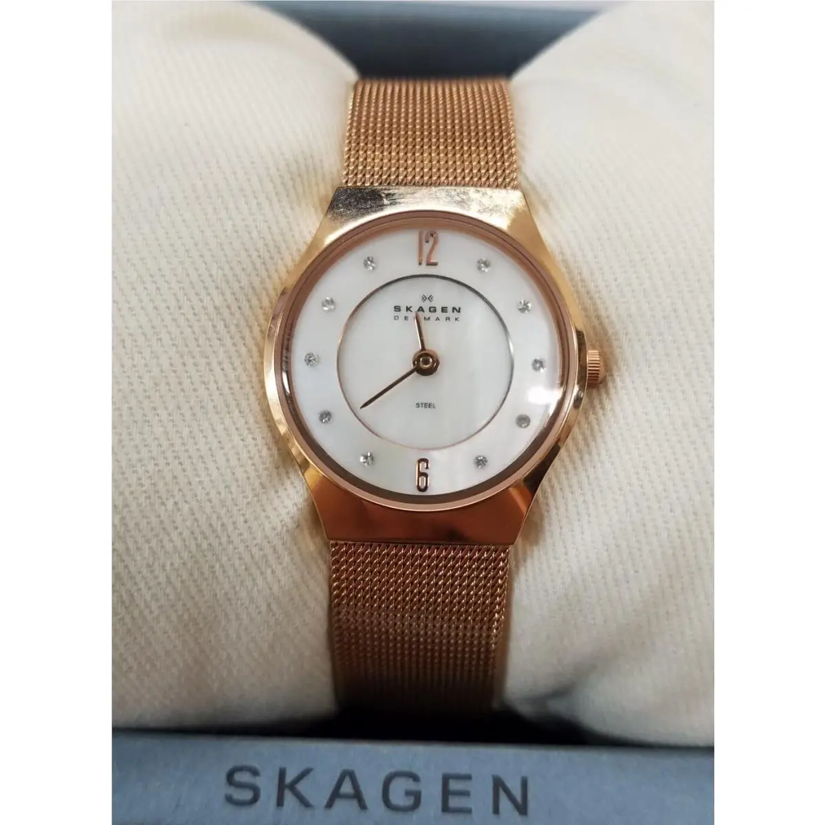 Skagen 233XSRR Slimline Mother of Pearl Dial Rose Gold Stainless Women`s Watch