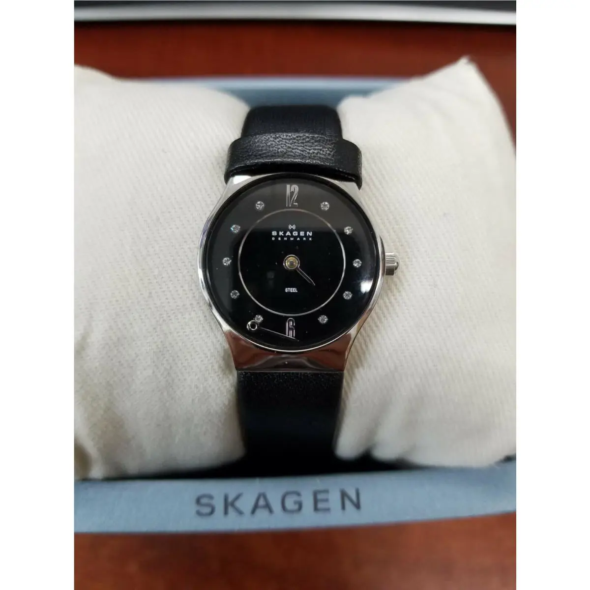 Skagen 233XSSLB Denmark Black Dial Black Leather Strap Women`s Watch