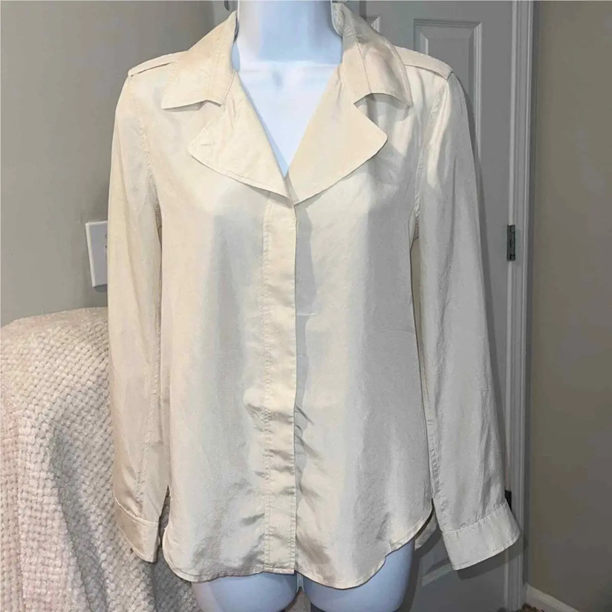 Rag and Bone Crème Silk Blouse Size XS