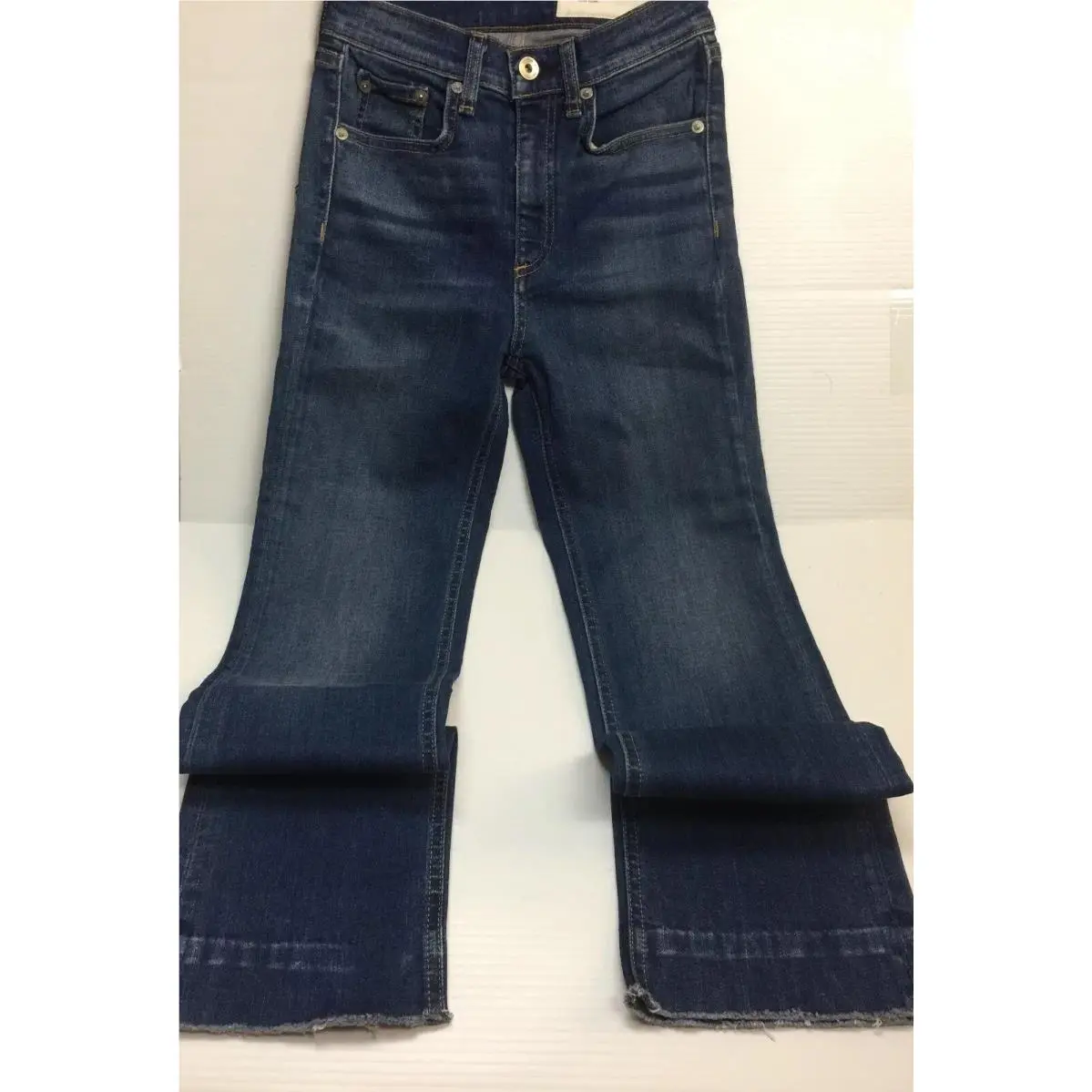 Rag Bone Women`s Hana Raw-edge Cropped Flared Blue Jeans in Blair 24