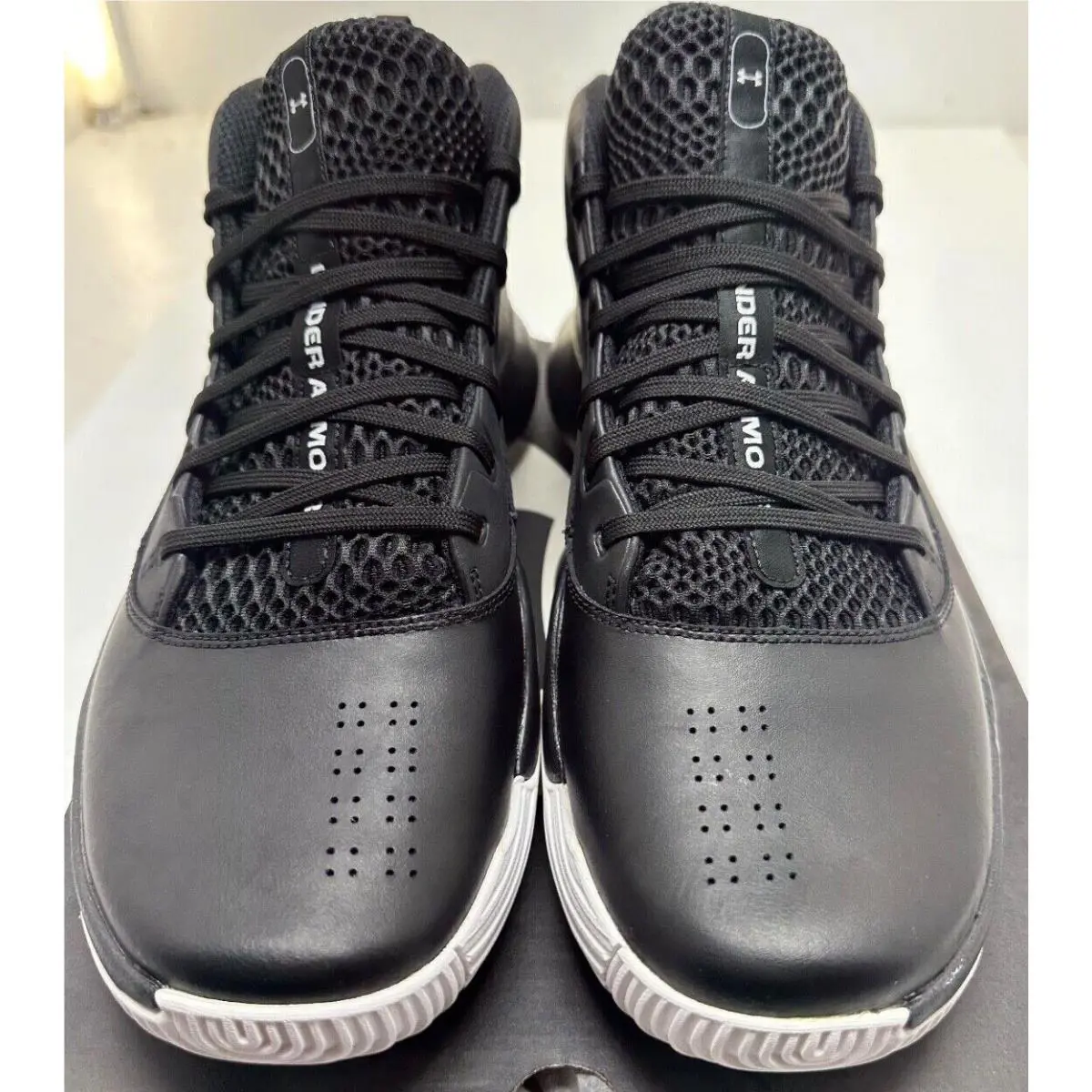 Under Armour shoes - Under Armour Lockdown - Lockdown - 3022052-005 - Black 0
