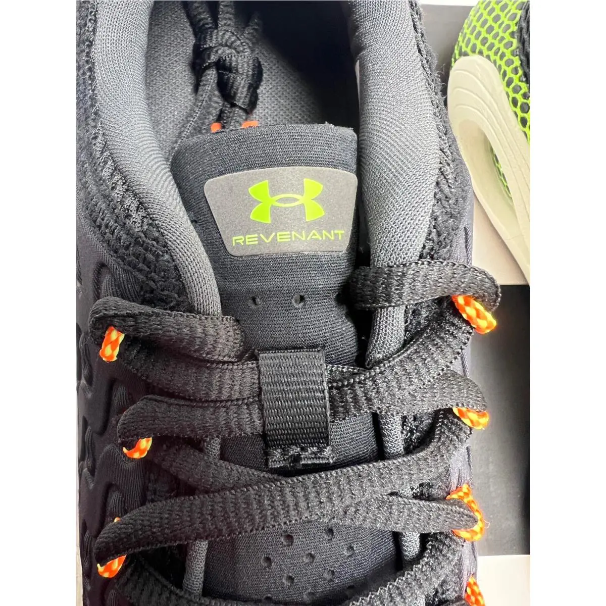 Under Armour shoes - UA Hovr revenant - Hovr revenant - 3024371-006 - Black 3