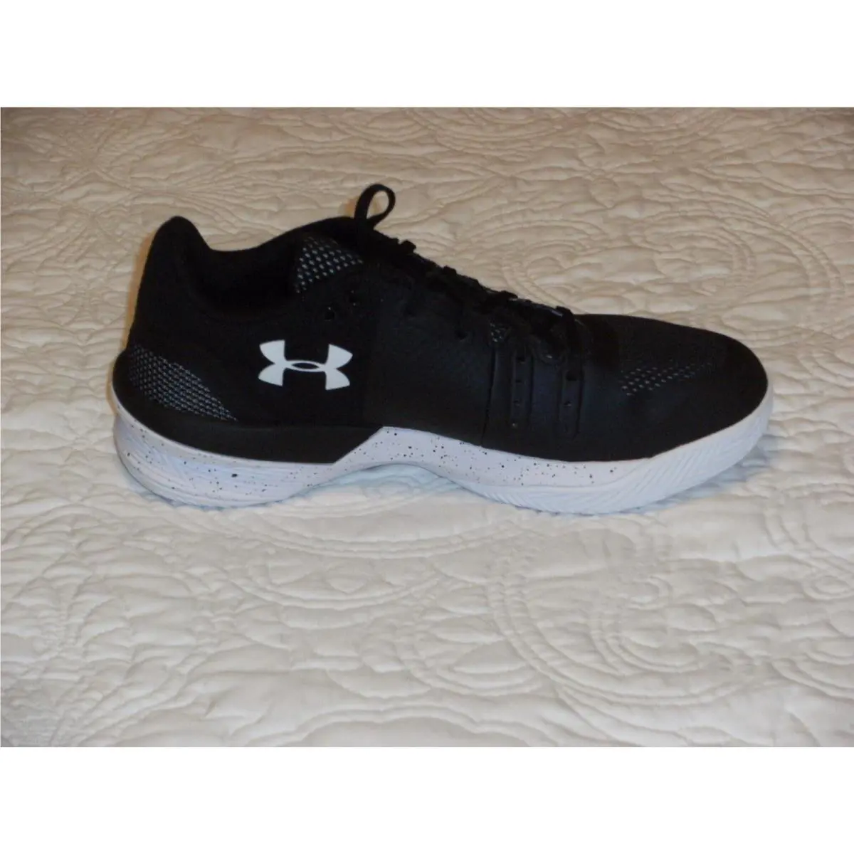 Under Armour shoes - Black/White 2