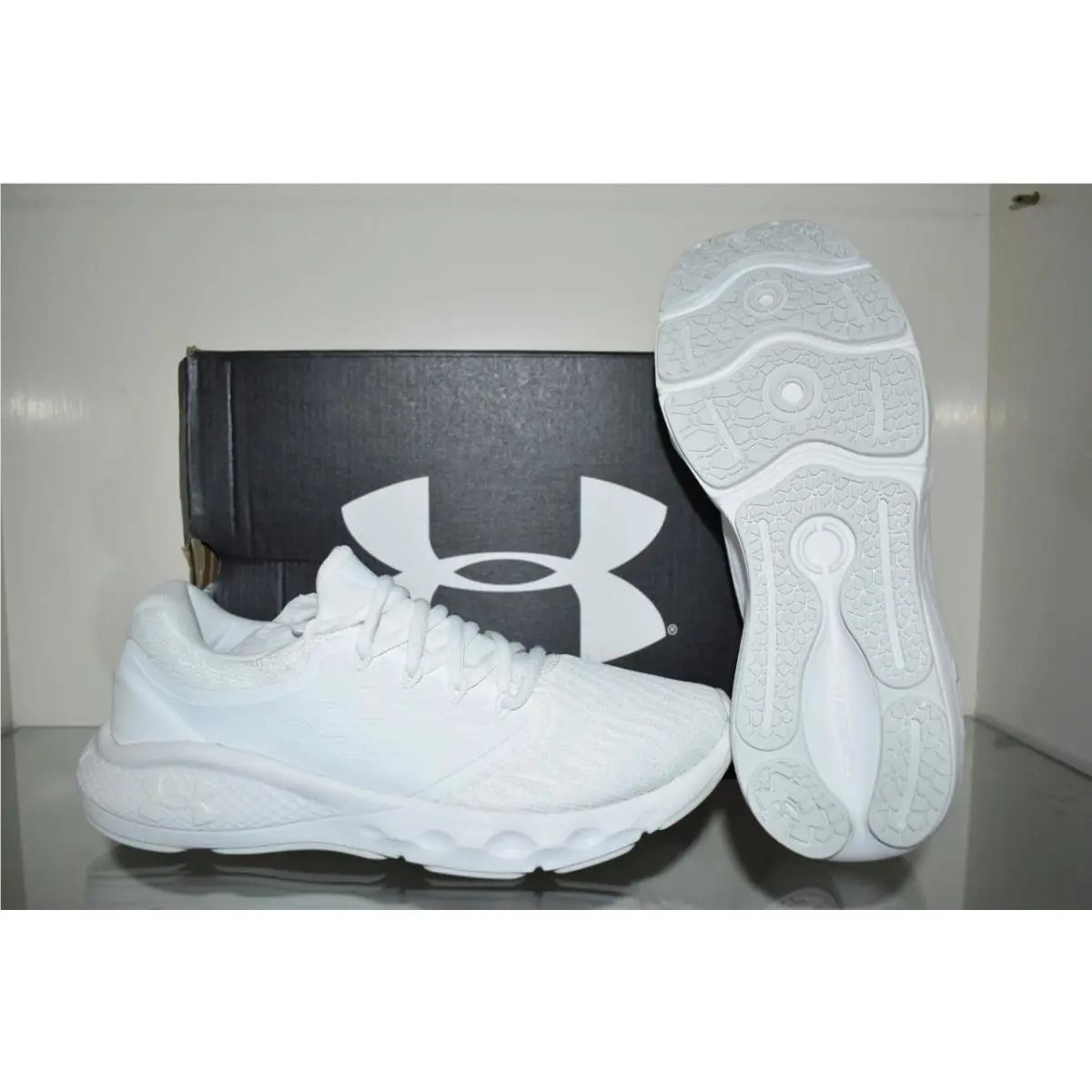 Under Armour shoes - Under Armour Charged Vantage - Charged Vantage - 3023565 104 - White 2