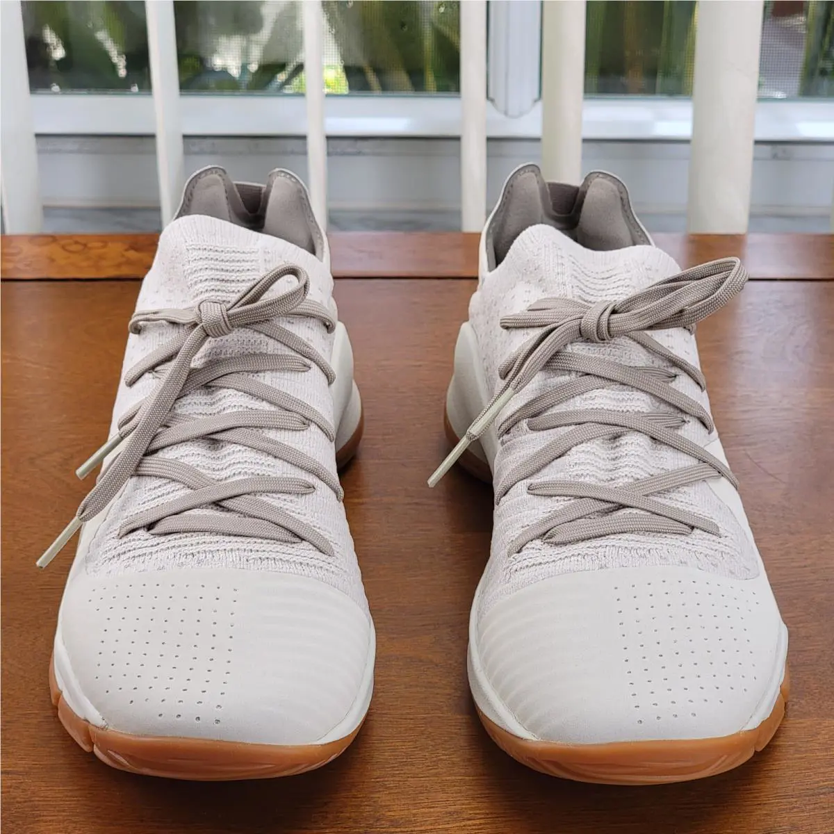 Under Armour shoes - UA GS Curry 4 Low - Beige 1