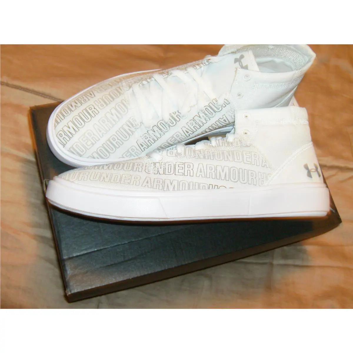 Under Armour shoes - Under Armour Grade School Kickit2 Word Mark - White/Gray 3