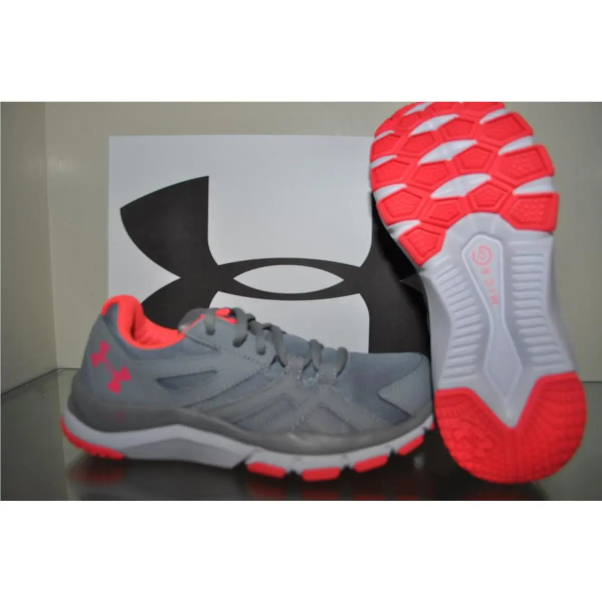 Under Armour shoes - Under Armour Strive - Strive - 1274416 036 - Gray 1