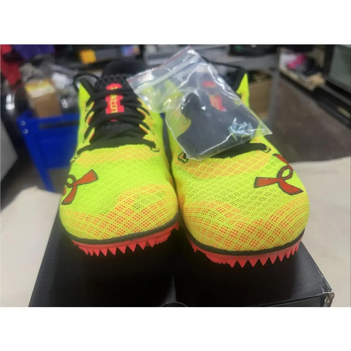 Under Armour shoes - Under Armour Kick Distance 4 - 3025460-300 - Yellow 10