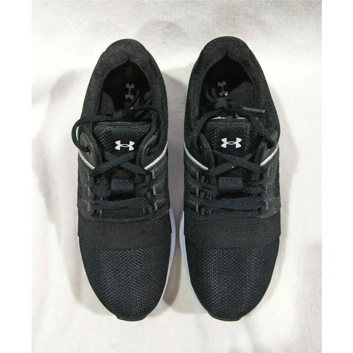 Under Armour shoes - Under Armour UA Charged Breathe Bliss - 3024148-001 - Black/White 1
