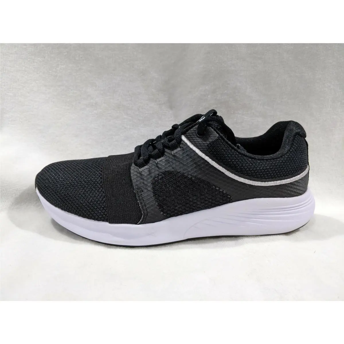 Under Armour shoes - Under Armour UA Charged Breathe Bliss - 3024148-001 - Black/White 13