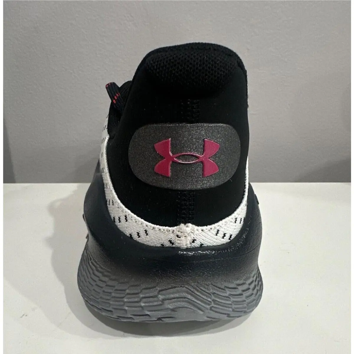 Under Armour shoes - Under Armour Curry 4 FloTro - 3028053 001 - BL/WHT 7
