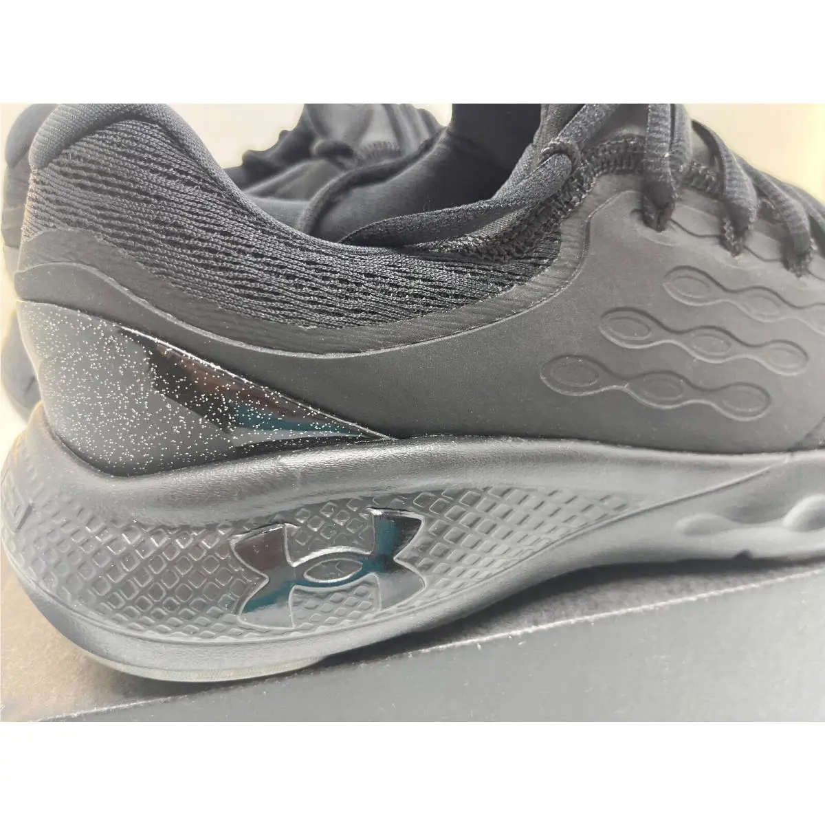 Under Armour shoes - Under Armour Charged Vantage - Charged Vantage - 3023550-002 - Black 8