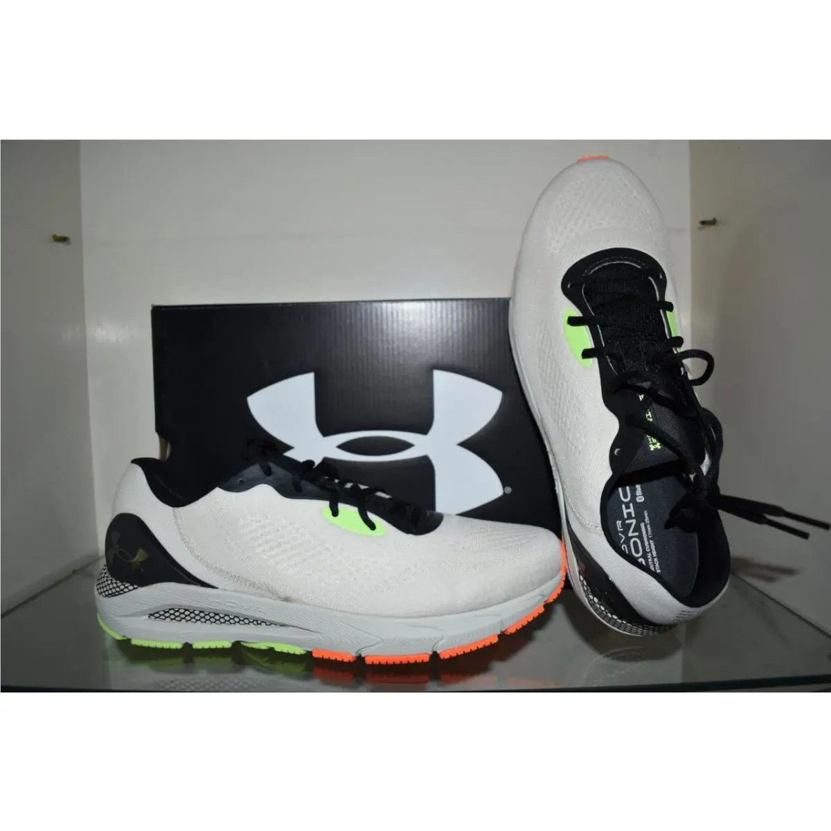 Under Armour shoes - Under Armour HOVR Sonic 5 - 3024898-101 - Beige 0