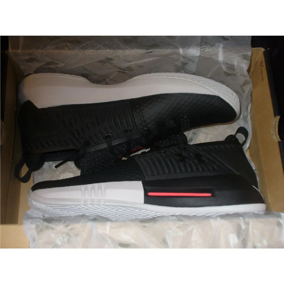 Under Armour shoes - Drive 4 Low - Drive Low - 3000086-005 - Black/Grey 0