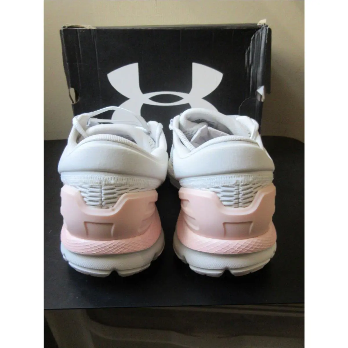 Under Armour shoes - 30212145102 - 30212145-102 - White/Coral 6