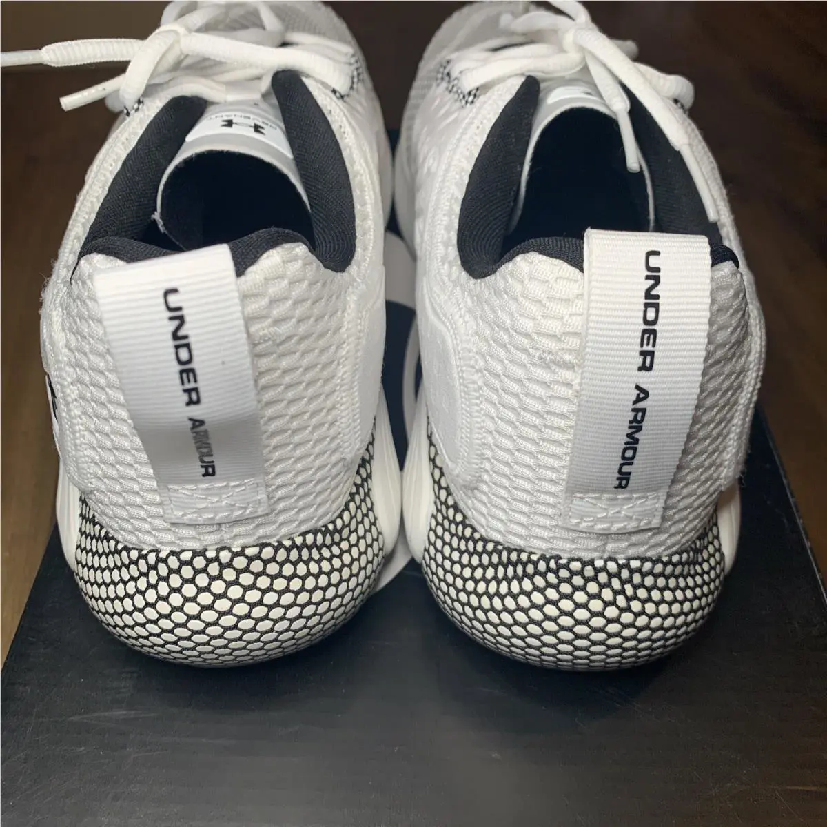 Under Armour shoes - Under Armour HOVR Revenant - HOVR Revenant - 3024371 - White 4