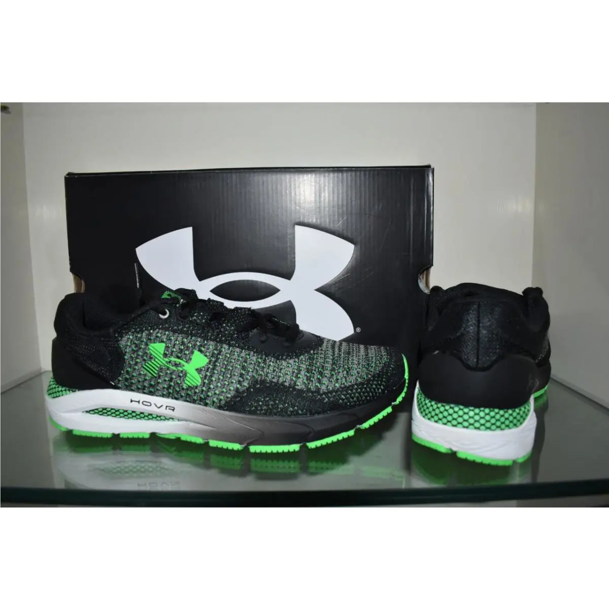Under Armour shoes - Under Armour HOVR Intake 6 - 3026134-005 - Green 1