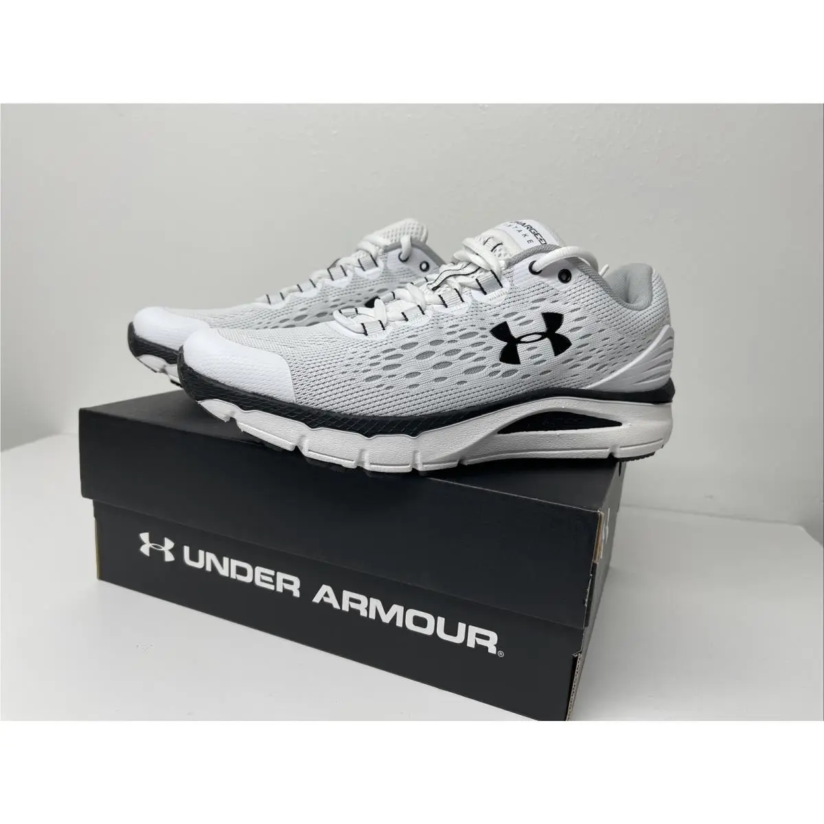 Under Armour shoes - Under Armour Charged Intake 4 - 34157416 - White 11