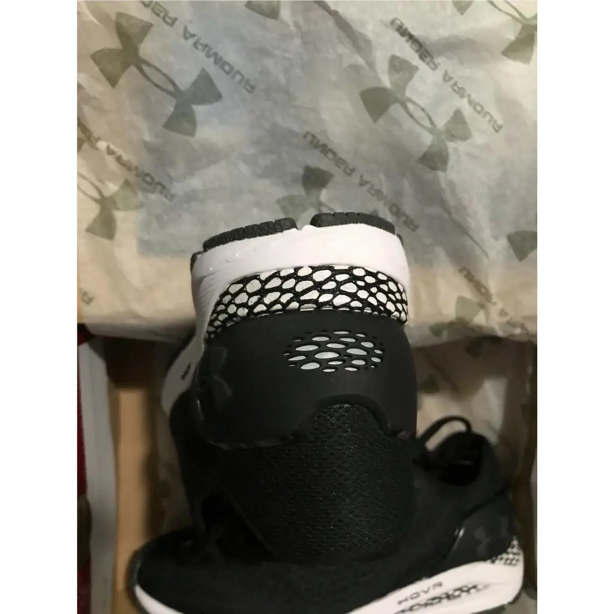 Under Armour shoes - Under armour HOVR Sonic 3 - 3022596-001 - Black/White 9