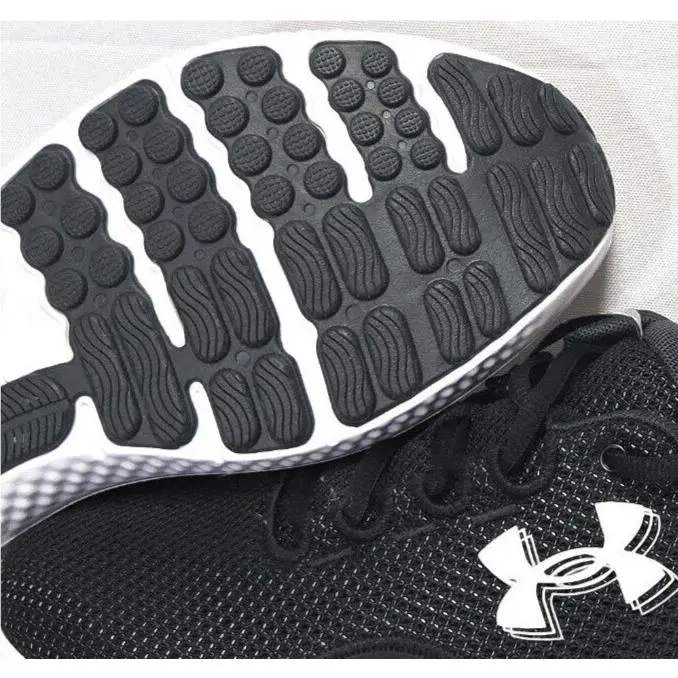 Under Armour shoes - Under Armour Charged Surge 4 - 3027000-001 - Black, Manufacturer: Black 8