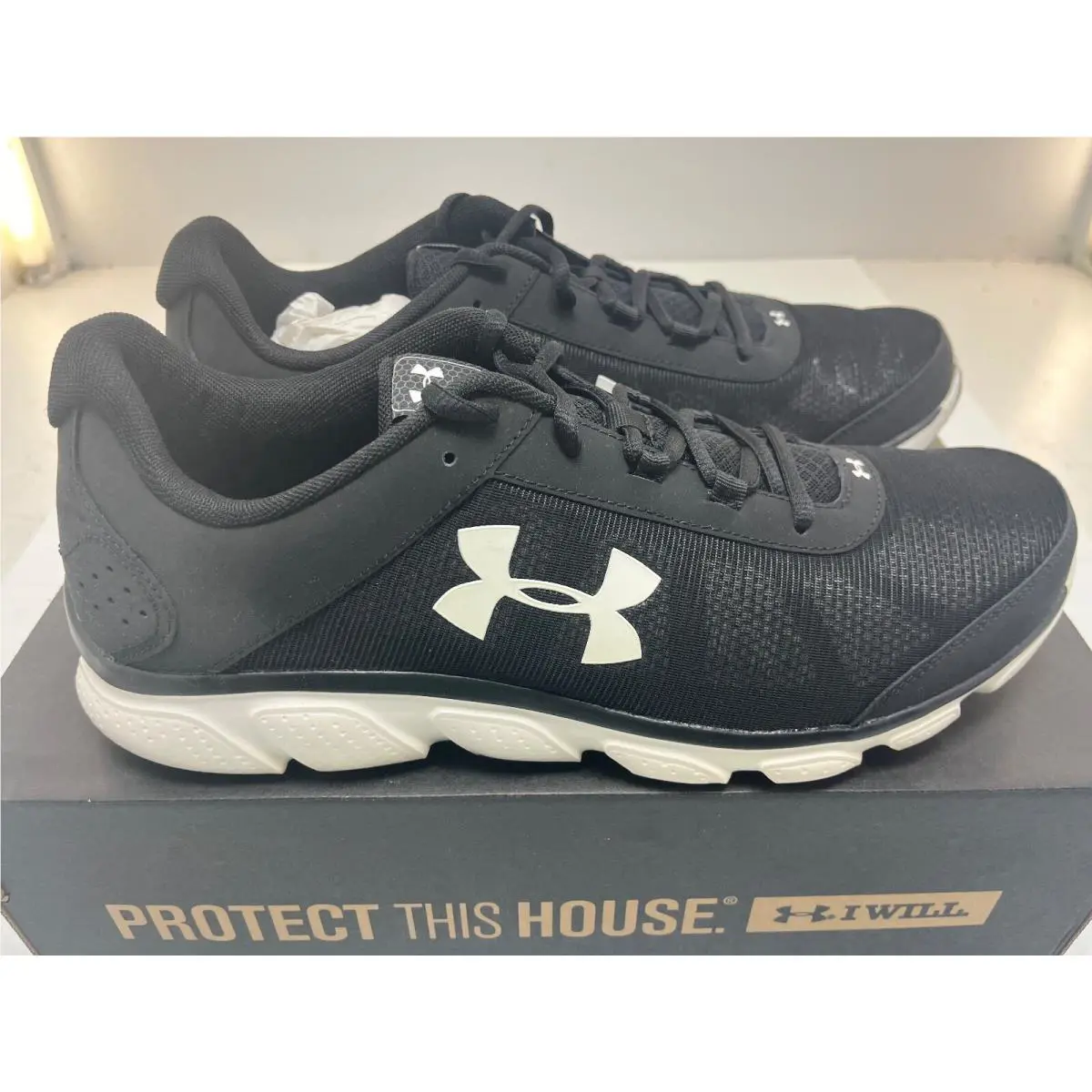 Under Armour shoes - Black 4