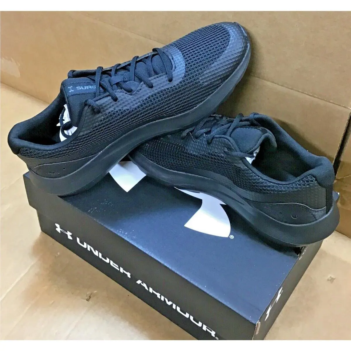 Under Armour shoes - Surge 3 - Surge - 3024883-002 - Black 5