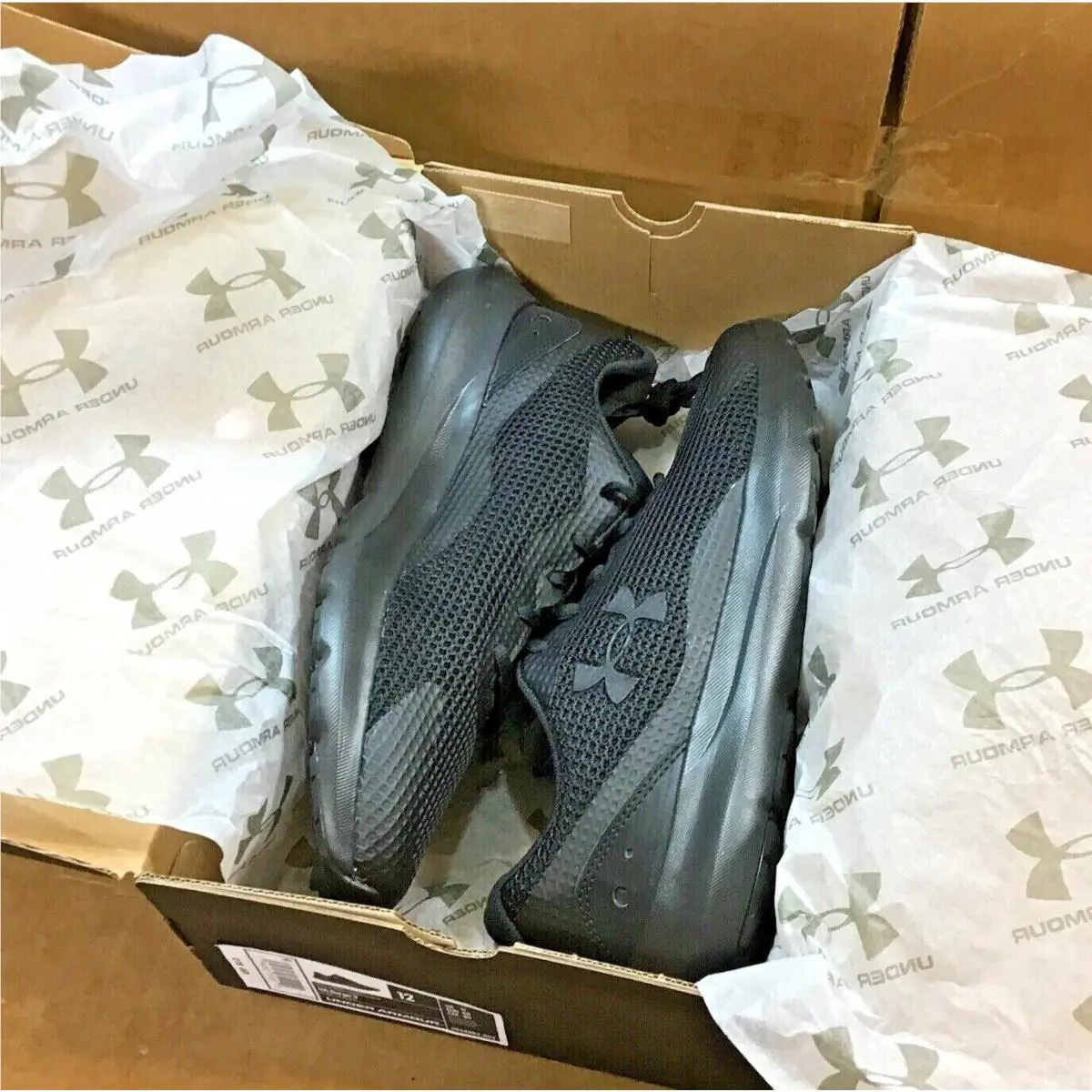 Under Armour shoes - Surge 3 - Surge - 3024883-002 - Black 10