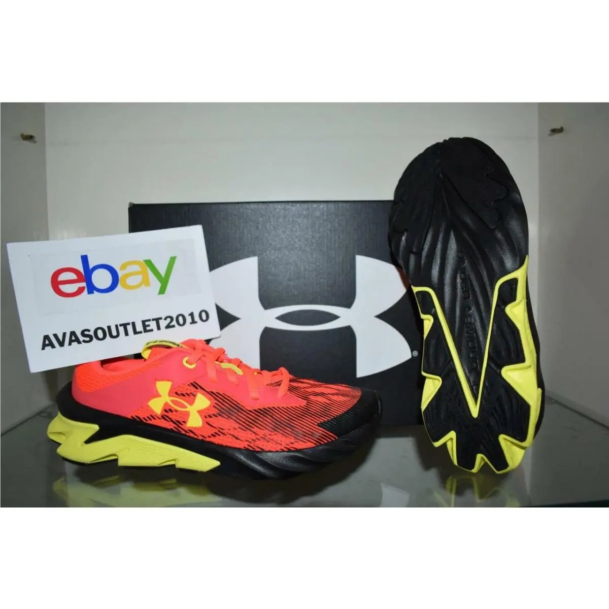 Under Armour shoes - UA Charged Scramjet 3 - Charged Scramjet - 3022611 600 - Red 1