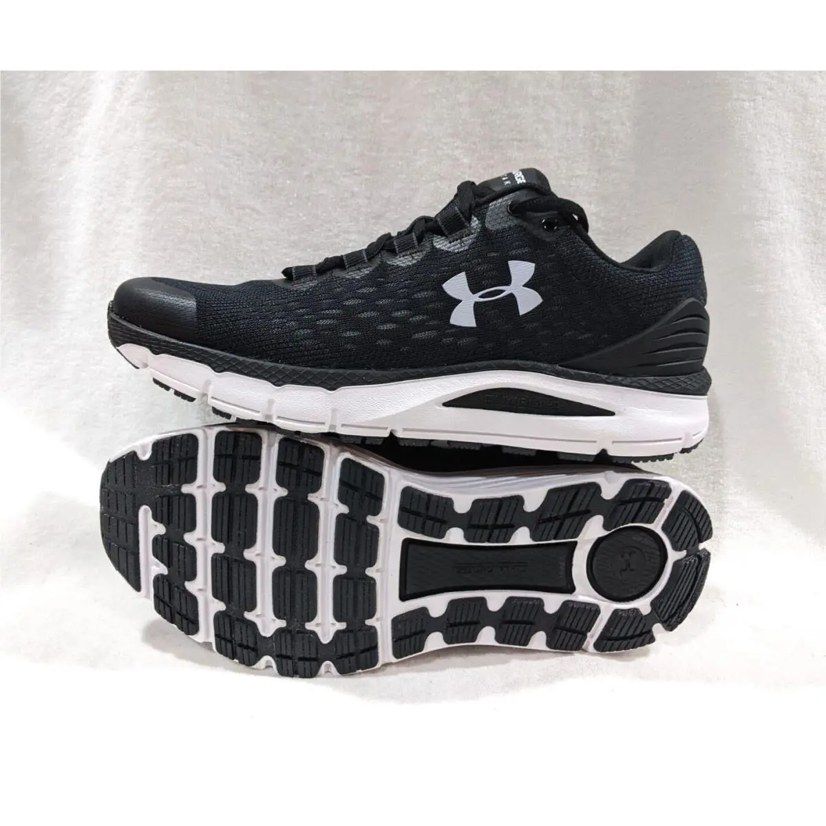 Under Armour shoes - Under Armour UA Charged Intake 4 - 3022601-003 - Black/White 0
