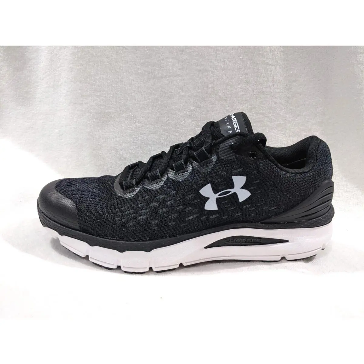 Under Armour shoes - Under Armour UA Charged Intake 4 - 3022601-003 - Black/White 5