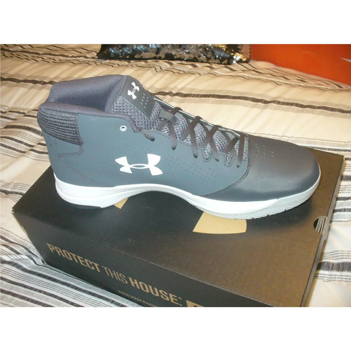 Under Armour shoes - Jet Hightop - Jet Hightop - 1300016-008 - Grey-White (UPC: 190496933644) 0