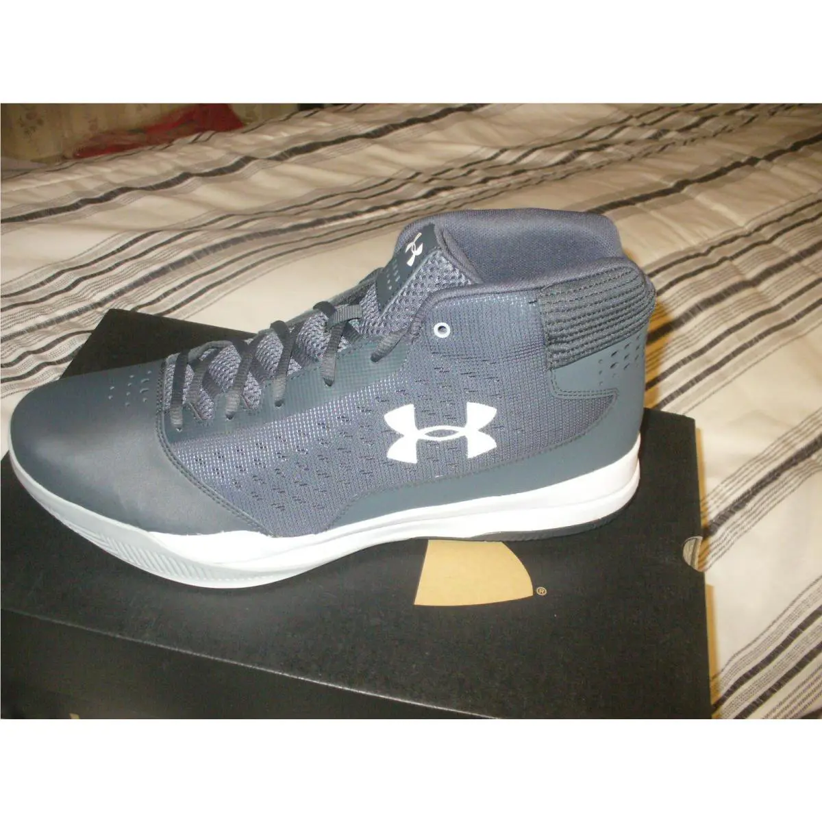 Under Armour shoes - Jet Hightop - Jet Hightop - 1300016-008 - Grey-White (UPC: 190496933644) 1