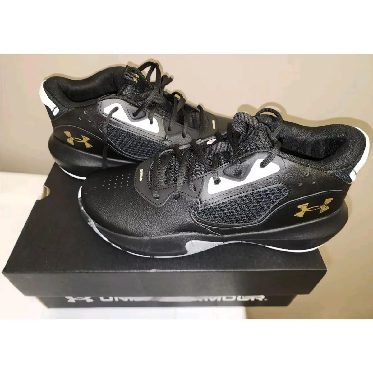 Under Armour UA Lockdown 6 Unisex Basketball Shoes M 10.5 W 12 3025616-003