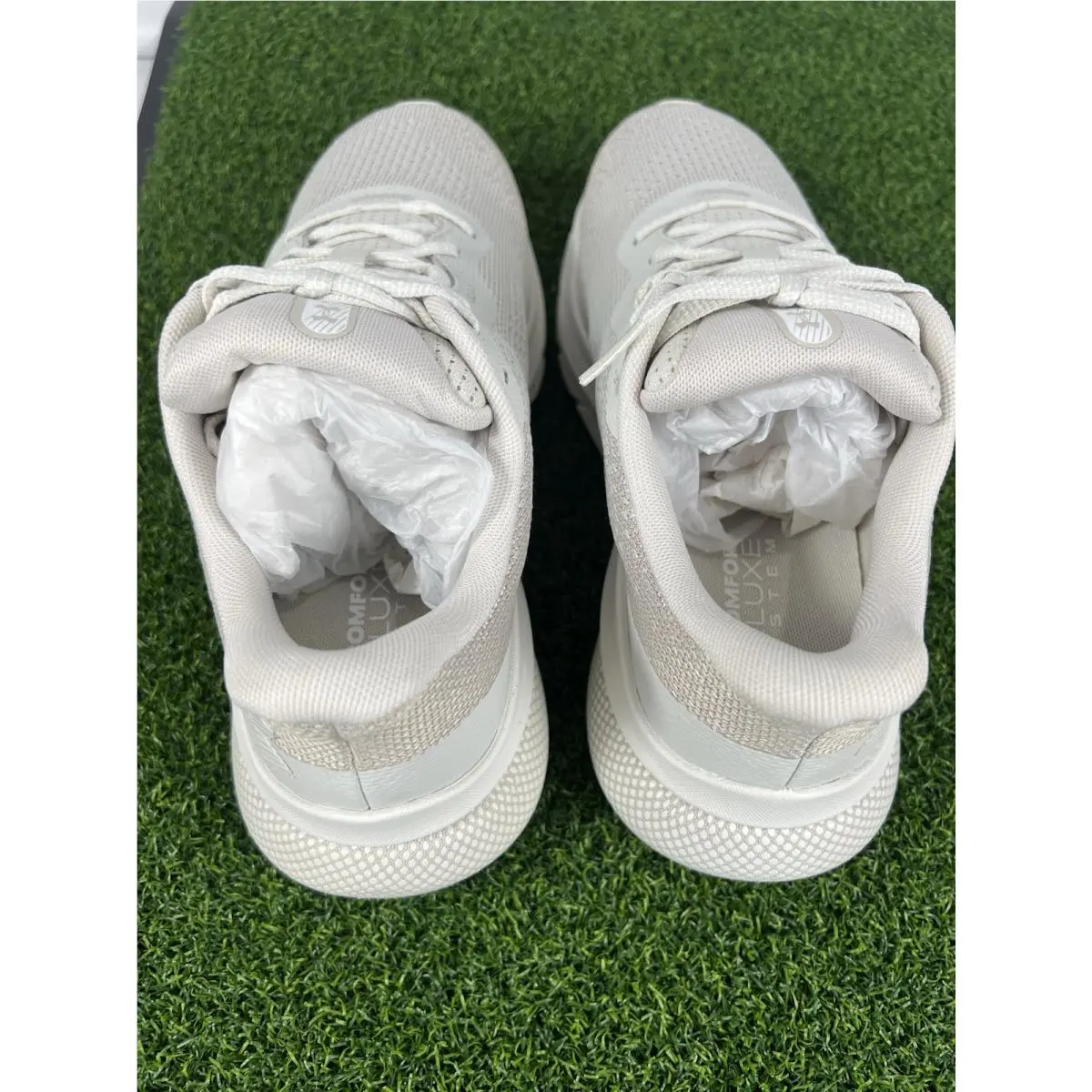 Under Armour shoes - Under Armour HOVR Turbulence 2 - 3026520-107 - Ivory 1