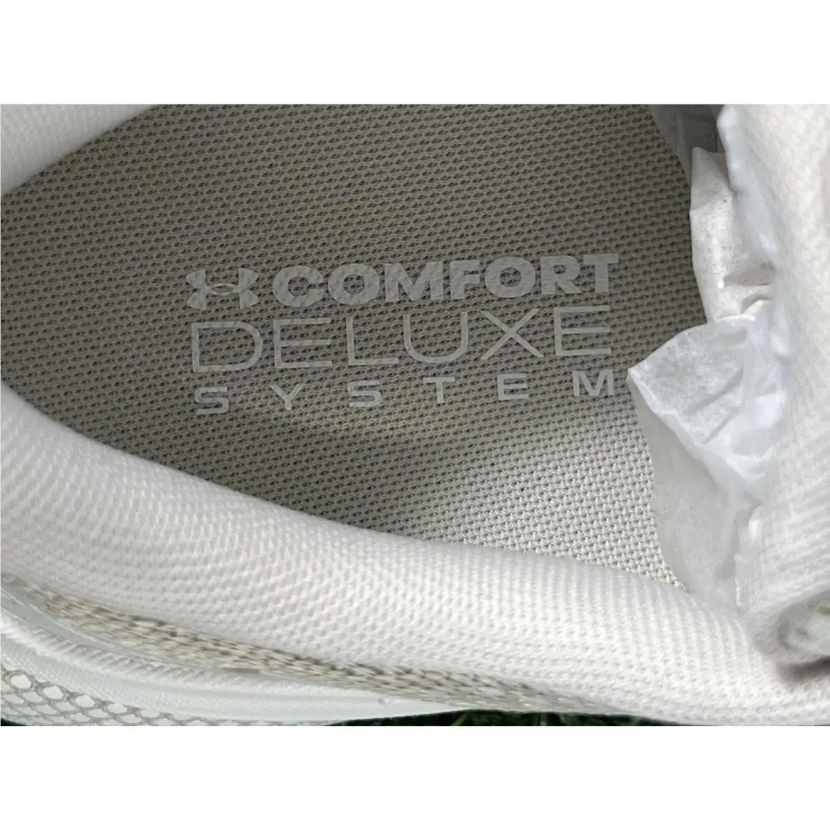Under Armour shoes - Under Armour HOVR Turbulence 2 - 3026520-107 - Ivory 2