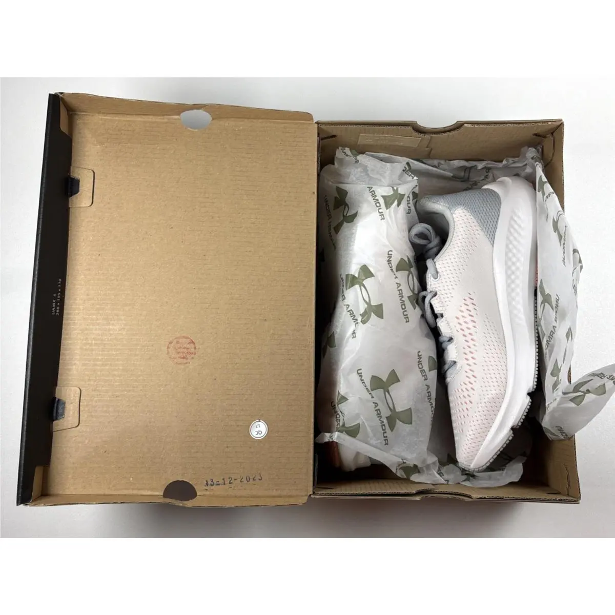 Under Armour shoes - Under Armour Charged Pursuit 3 - 3026523 - White 15