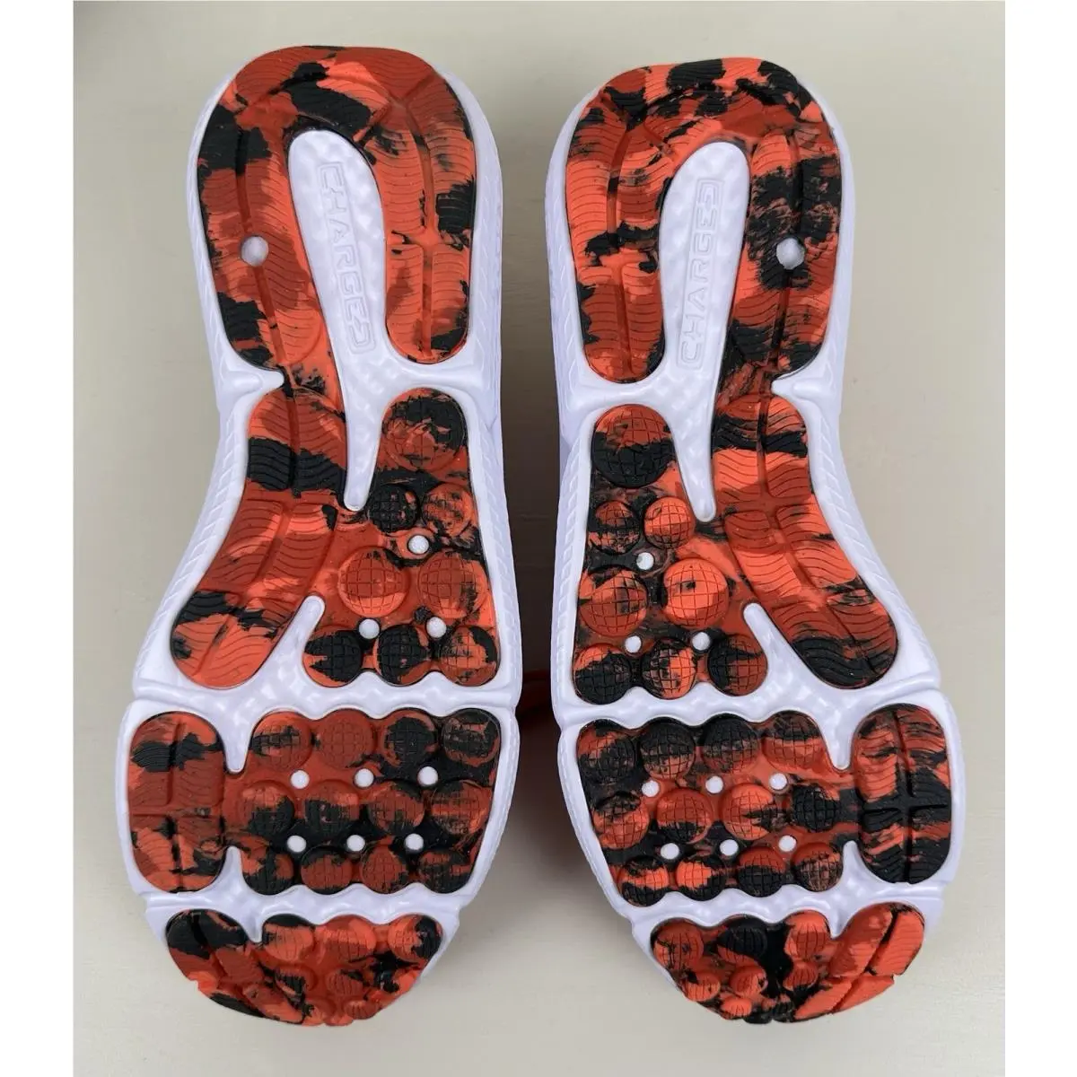 Under Armour shoes - UA Charged Assert - Charged Assert - 3026175 - Red 6